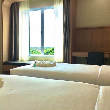 Mayflower Grande Suite Hotel Phitsanulok Εξωτερικό φωτογραφία