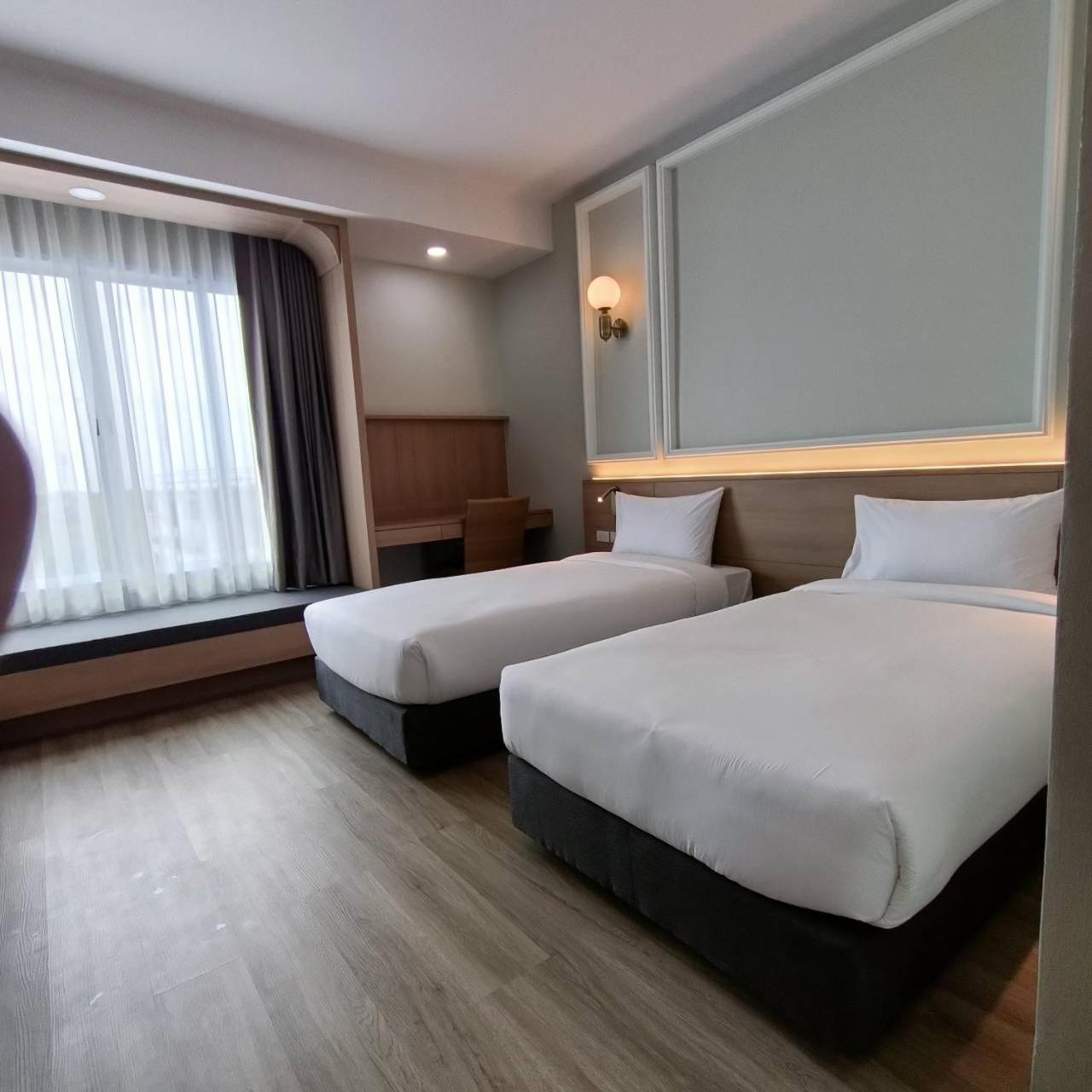 Mayflower Grande Suite Hotel Phitsanulok Εξωτερικό φωτογραφία