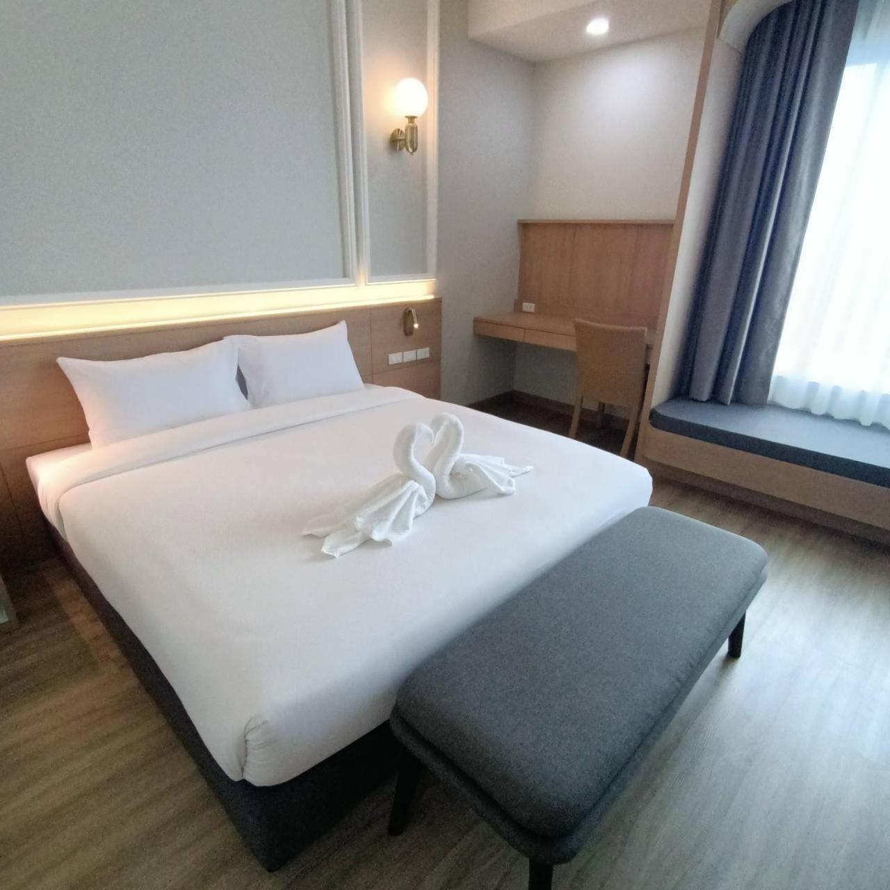 Mayflower Grande Suite Hotel Phitsanulok Εξωτερικό φωτογραφία