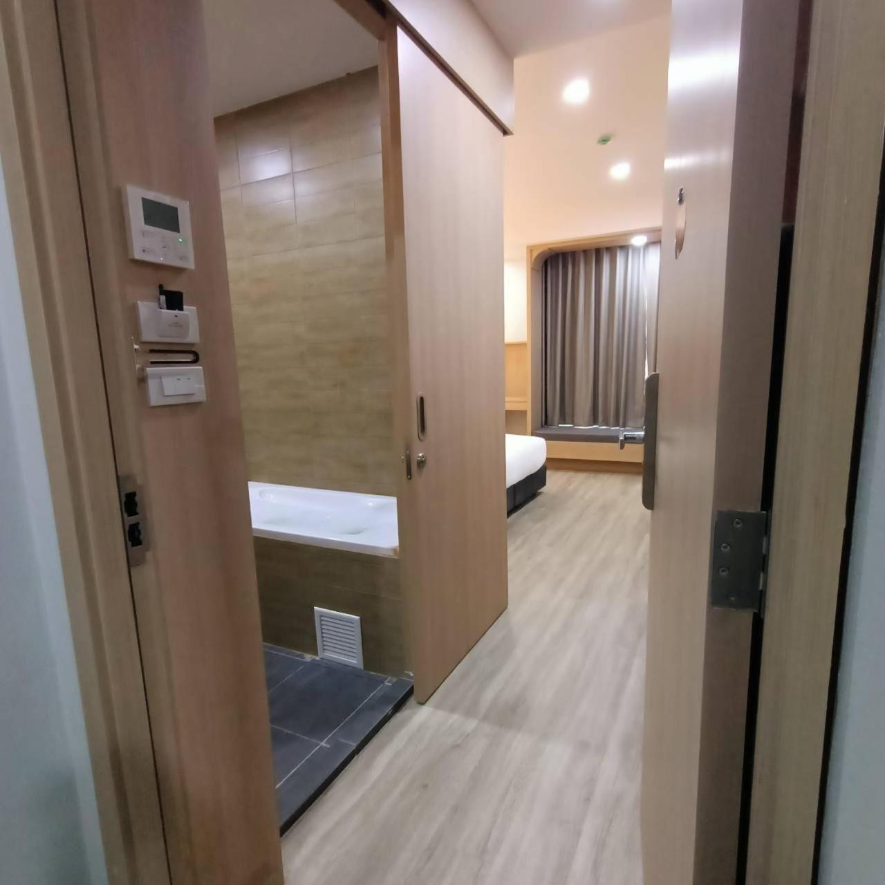 Mayflower Grande Suite Hotel Phitsanulok Εξωτερικό φωτογραφία